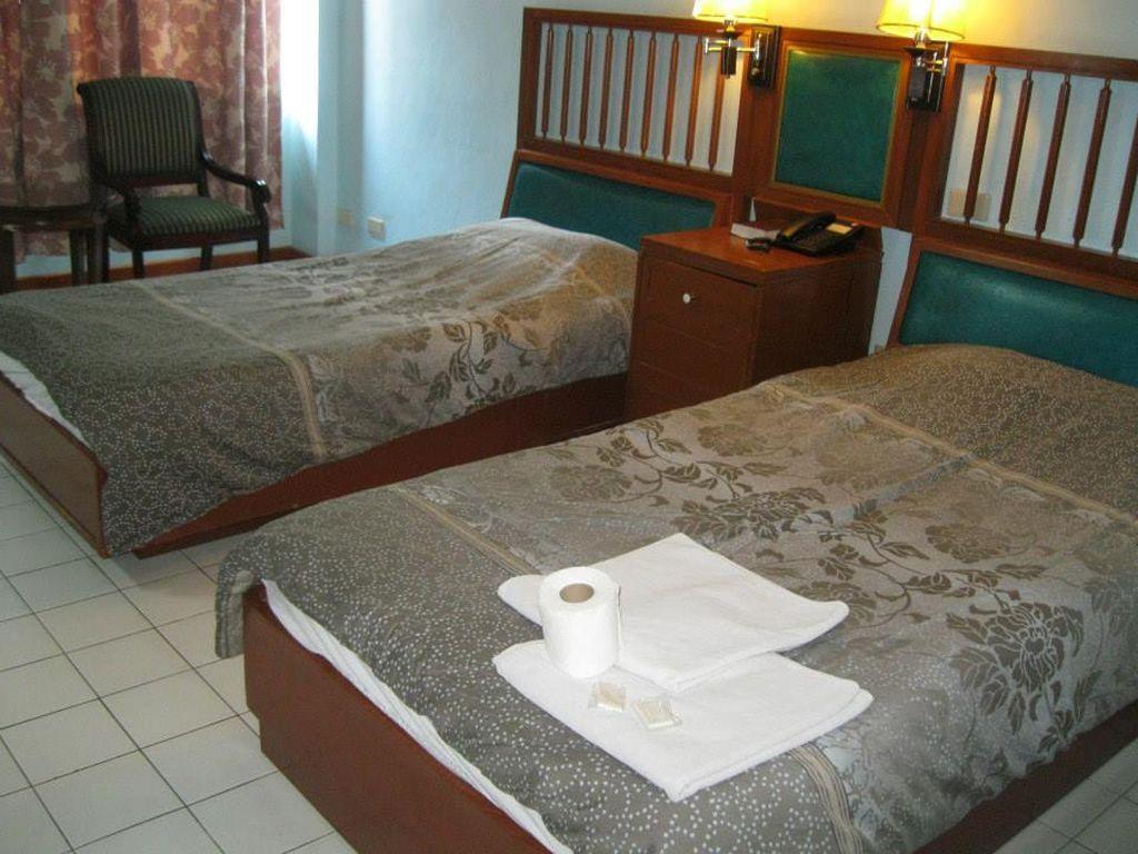 Hotel Soriente Manila Exteriör bild
